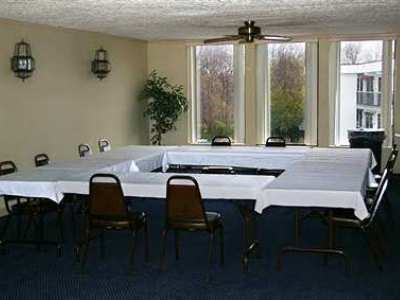 Hampton Hotel 3*