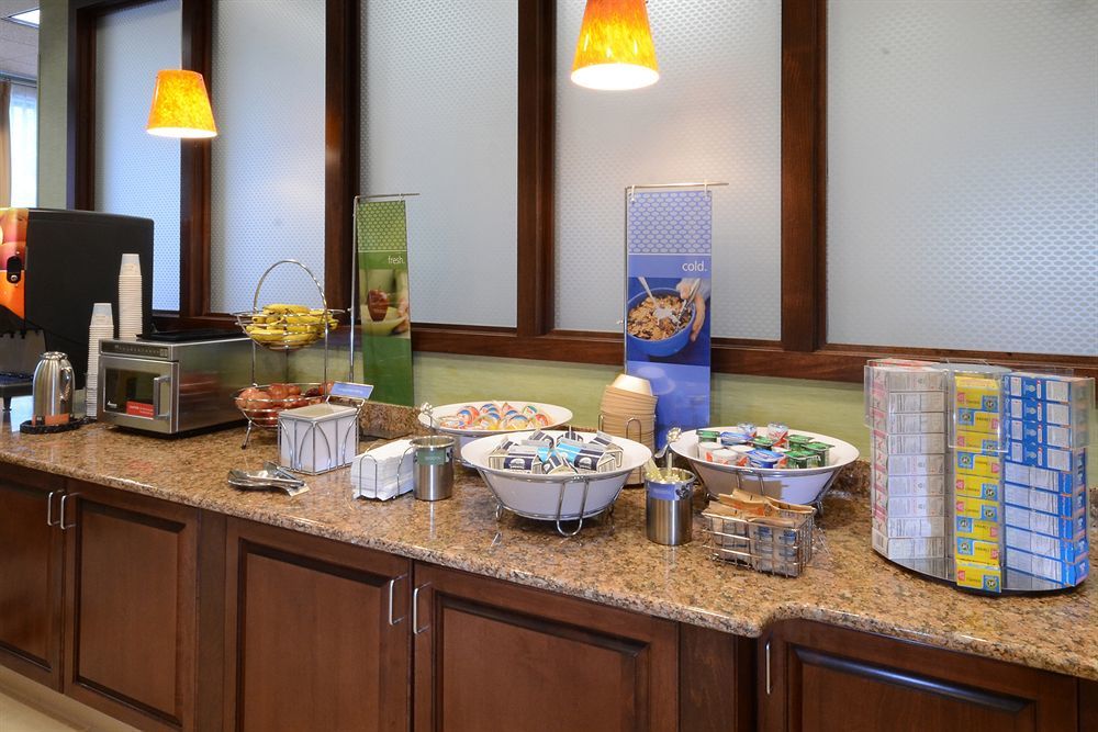 Hotel Hampton 3*