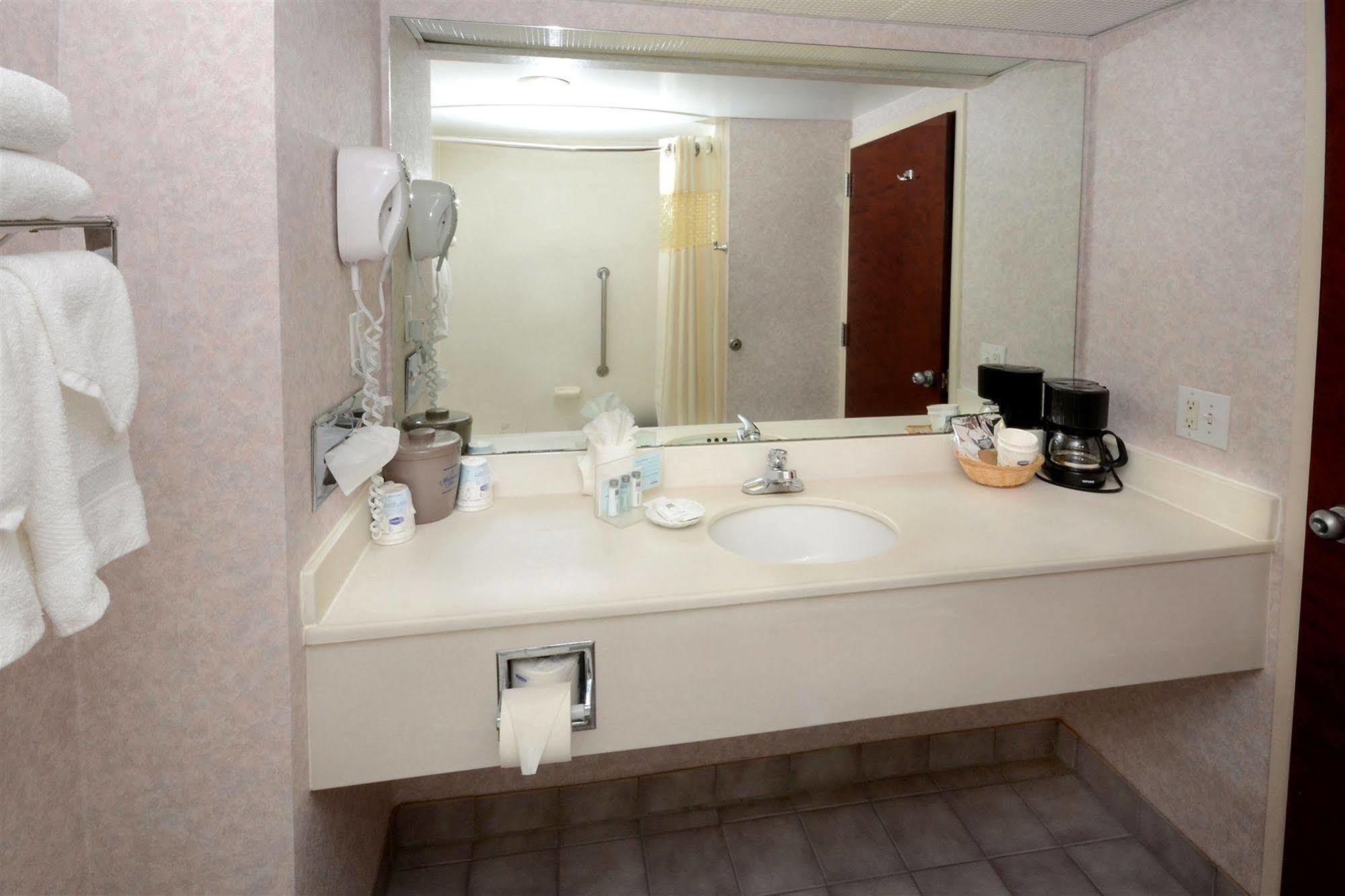 Hotel Hampton