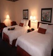 Hampton 3*